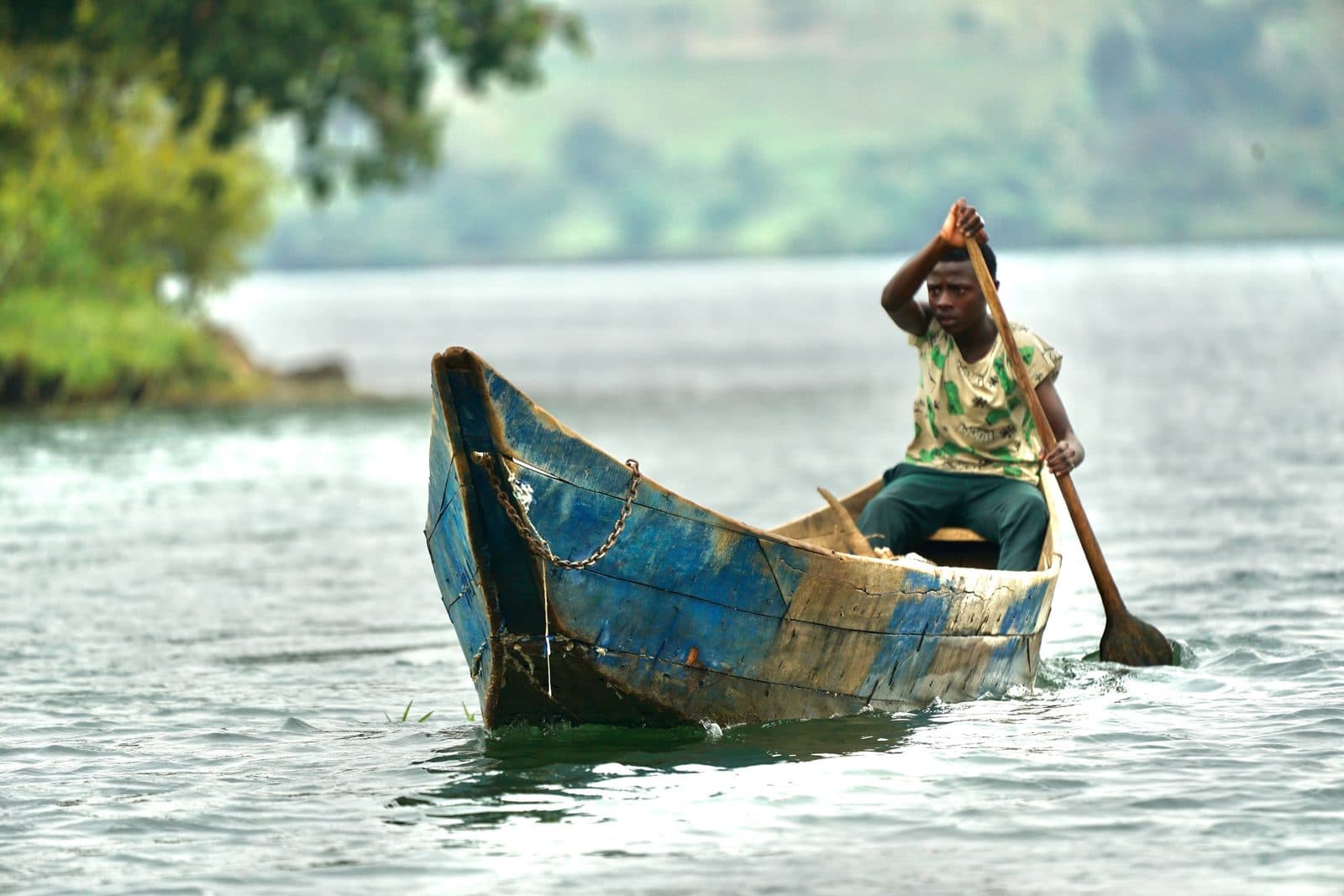 Cover photograph for “What night fishing on Lake Kivu is actually like”
