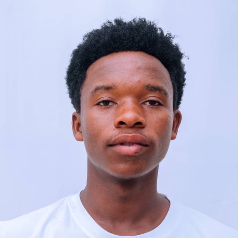 Portrait de Jacques NTIRAMPEBA